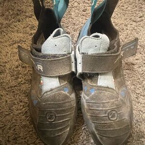 Scarpa Instinct VSR US size 9